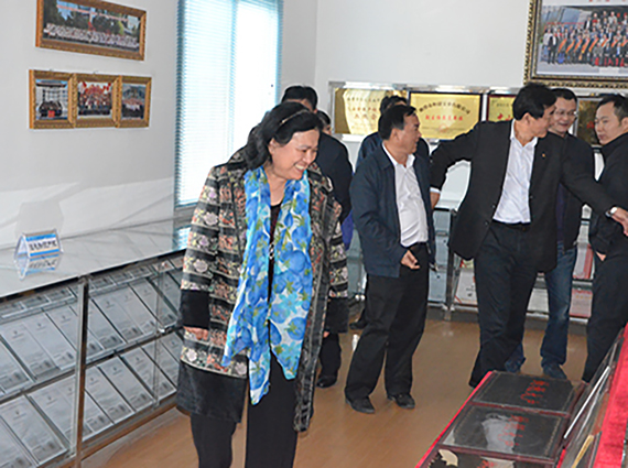 國(guó)家科技部火炬高新技術(shù)產(chǎn)業(yè)開(kāi)發(fā)中心主任修小平一行蒞臨湘潭恒欣