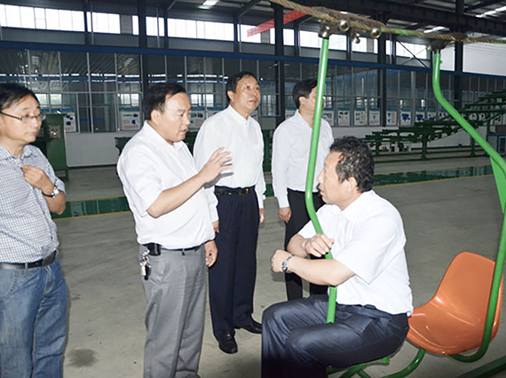 中國(guó)煤炭機(jī)械工業(yè)協(xié)會(huì)理事長(zhǎng)張勇蒞臨我公司檢查、指導(dǎo)工作